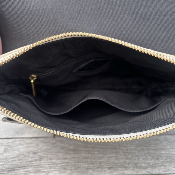 Fossil Crossbody Bag Leather Black Cream Floral Appliqué Key Charm Shoulder Bag - Picture 13 of 13